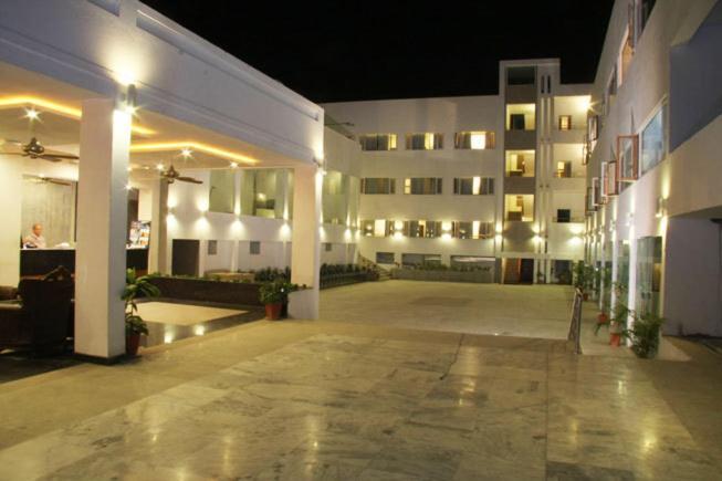 אודייפור Alka Hotel מראה חיצוני תמונה